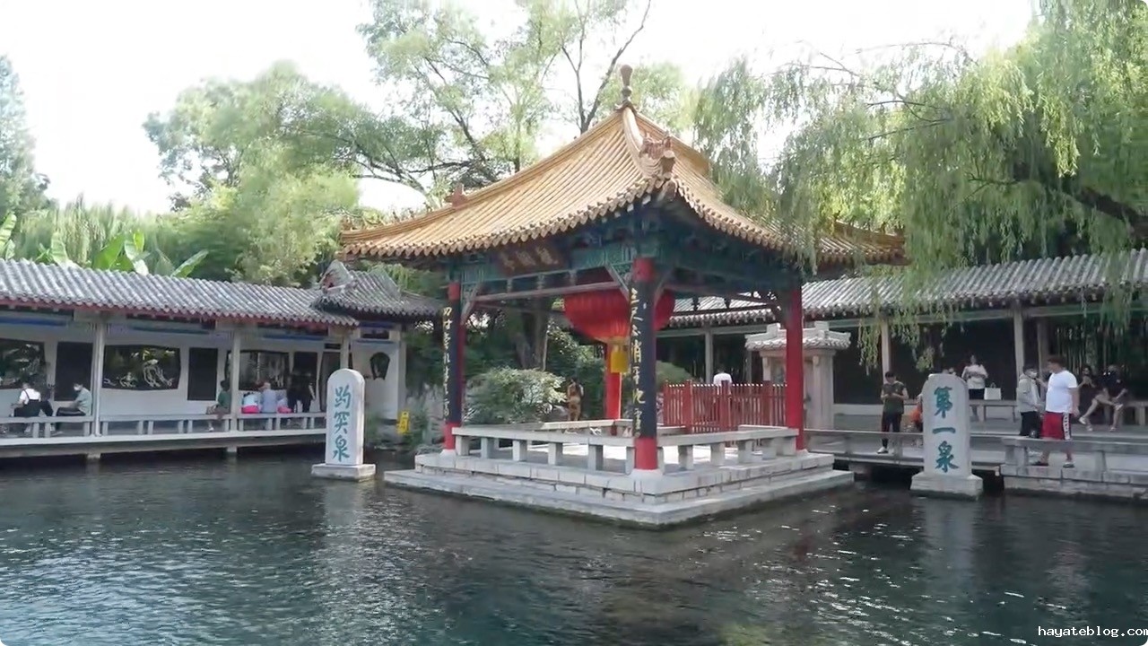 图片5：趵突泉.jpeg