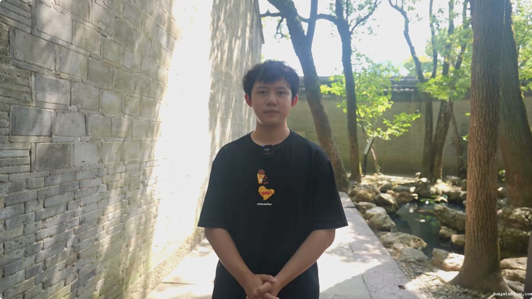 图片4：外景老师龚先成.jpeg